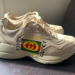 Men's Rhyton Gucci logo leather sneaker